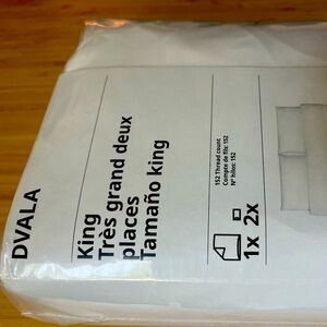 IKEA king size duvet cover with 2 king pillow shams